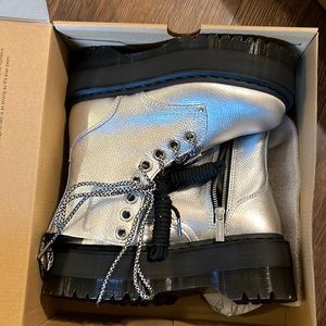 Unworn Silver Jadon Max Dr. Martens